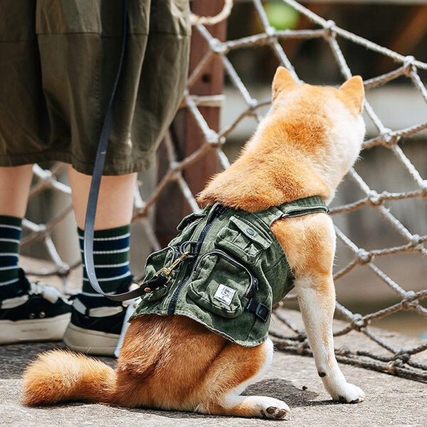 Workwear Vest with Leash Buckle