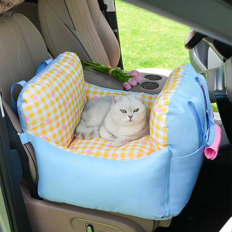 Dot Dot Car Travel Pet Bed - Image 2