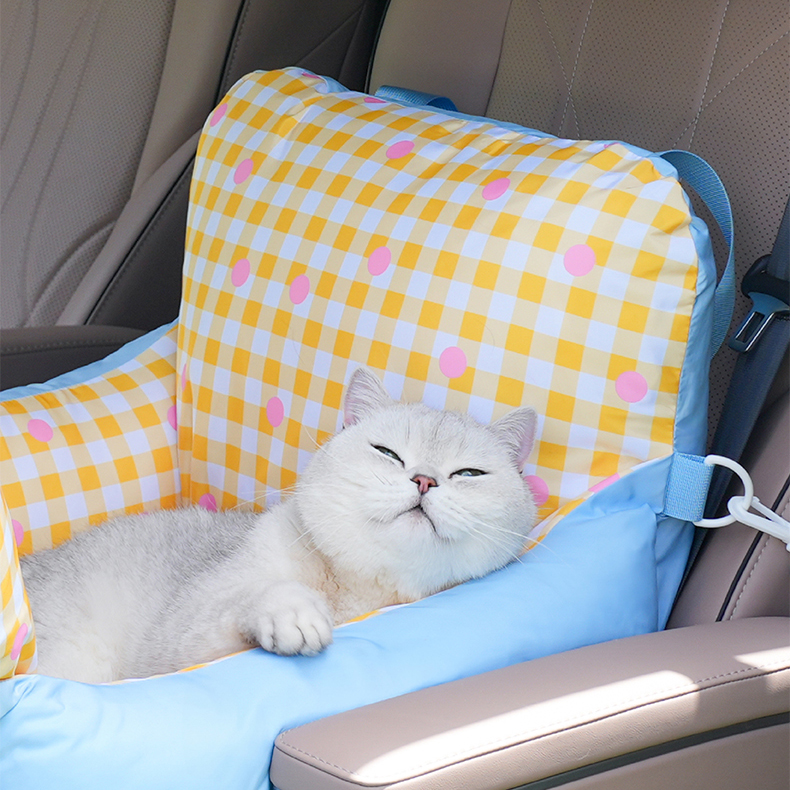 Dot Dot Car Travel Pet Bed - Image 5