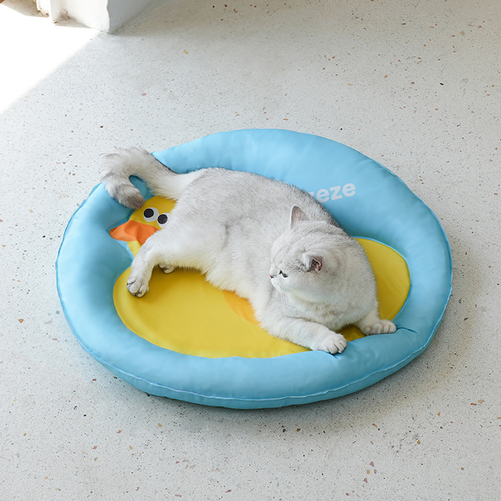 Rubber Duck Pet Cooling Bed - Image 3